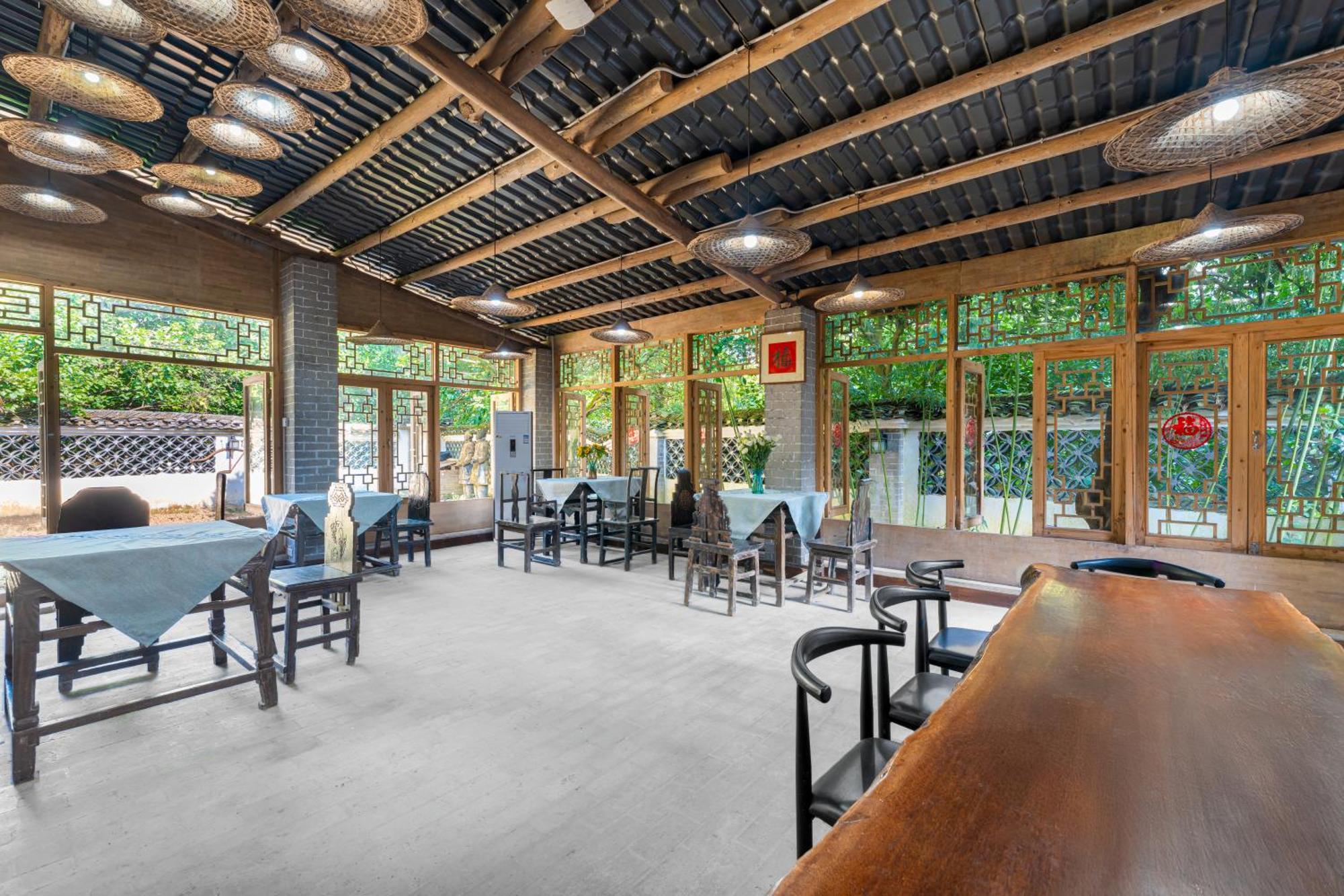Leisure Courtyard Hotel Yangshuo-Free Shuttle Bus To Yangshuo Station Stay 2 Nights One Way Exterior foto