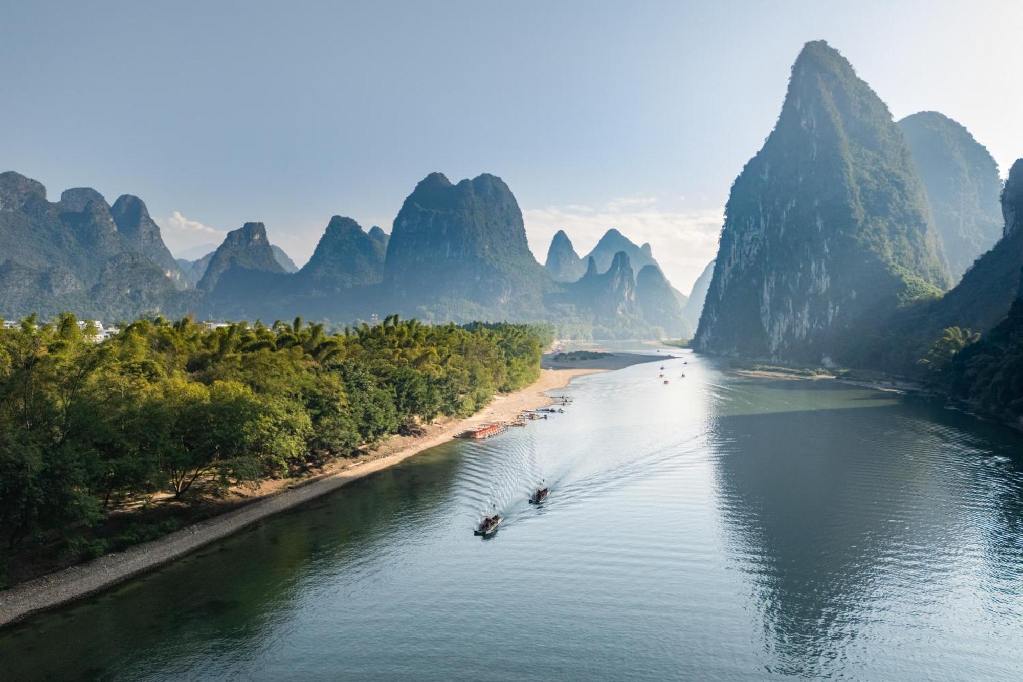 Leisure Courtyard Hotel Yangshuo-Free Shuttle Bus To Yangshuo Station Stay 2 Nights One Way Exterior foto